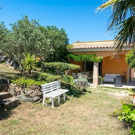 Piera Sos Aranzos -golfo Aranci Sea View- Villa Pittulongu